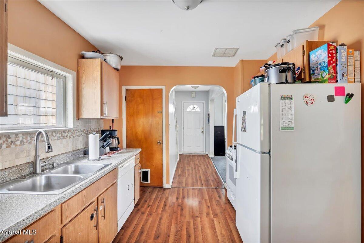 2310 Fairlee Street Schenectady NY 12306