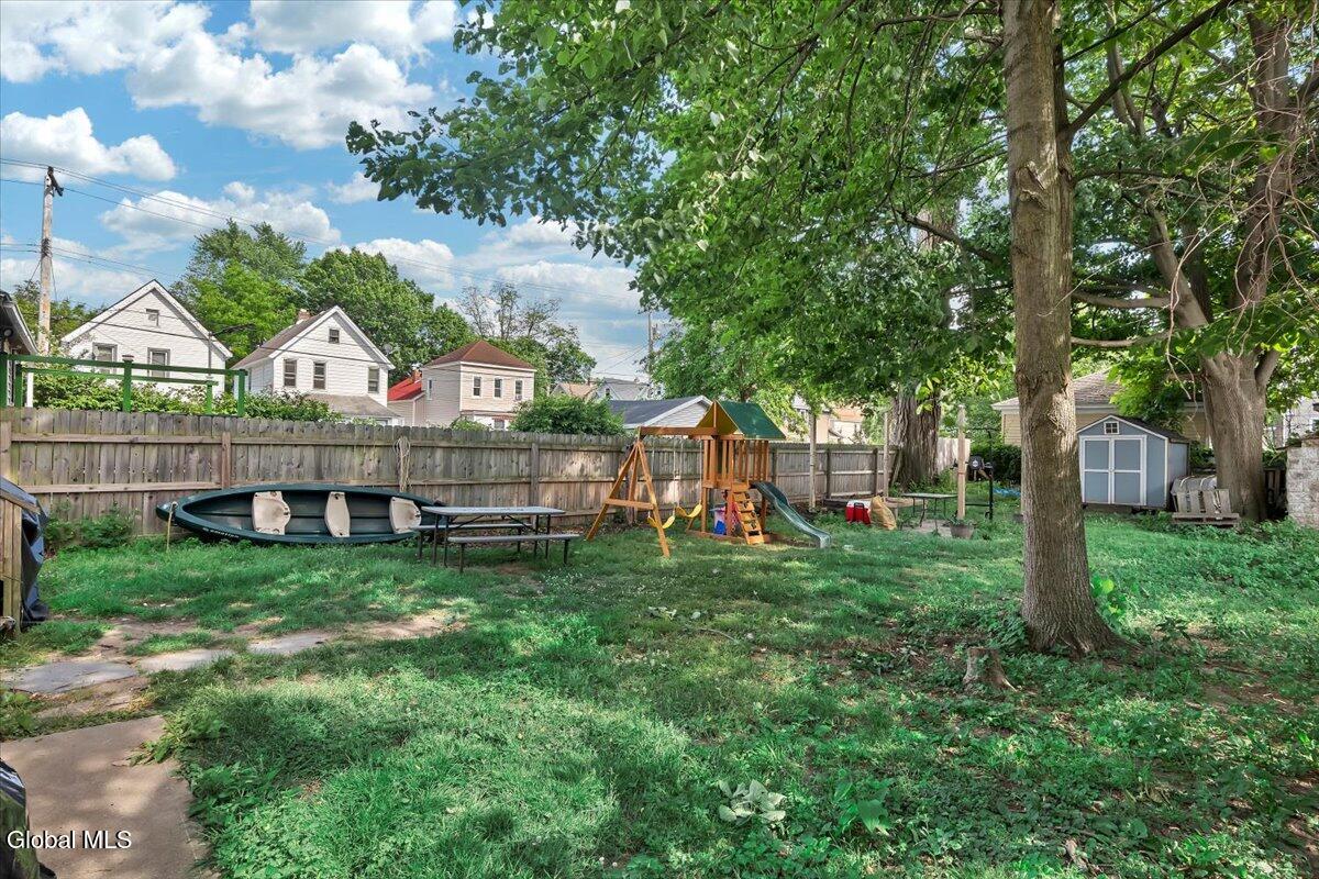 2310 Fairlee Street Schenectady NY 12306