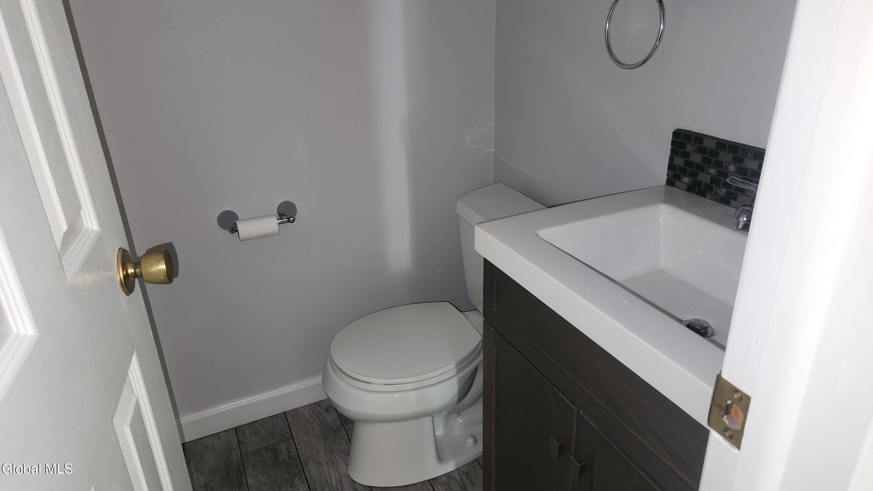 16 Woodridge Street Albany NY 12203