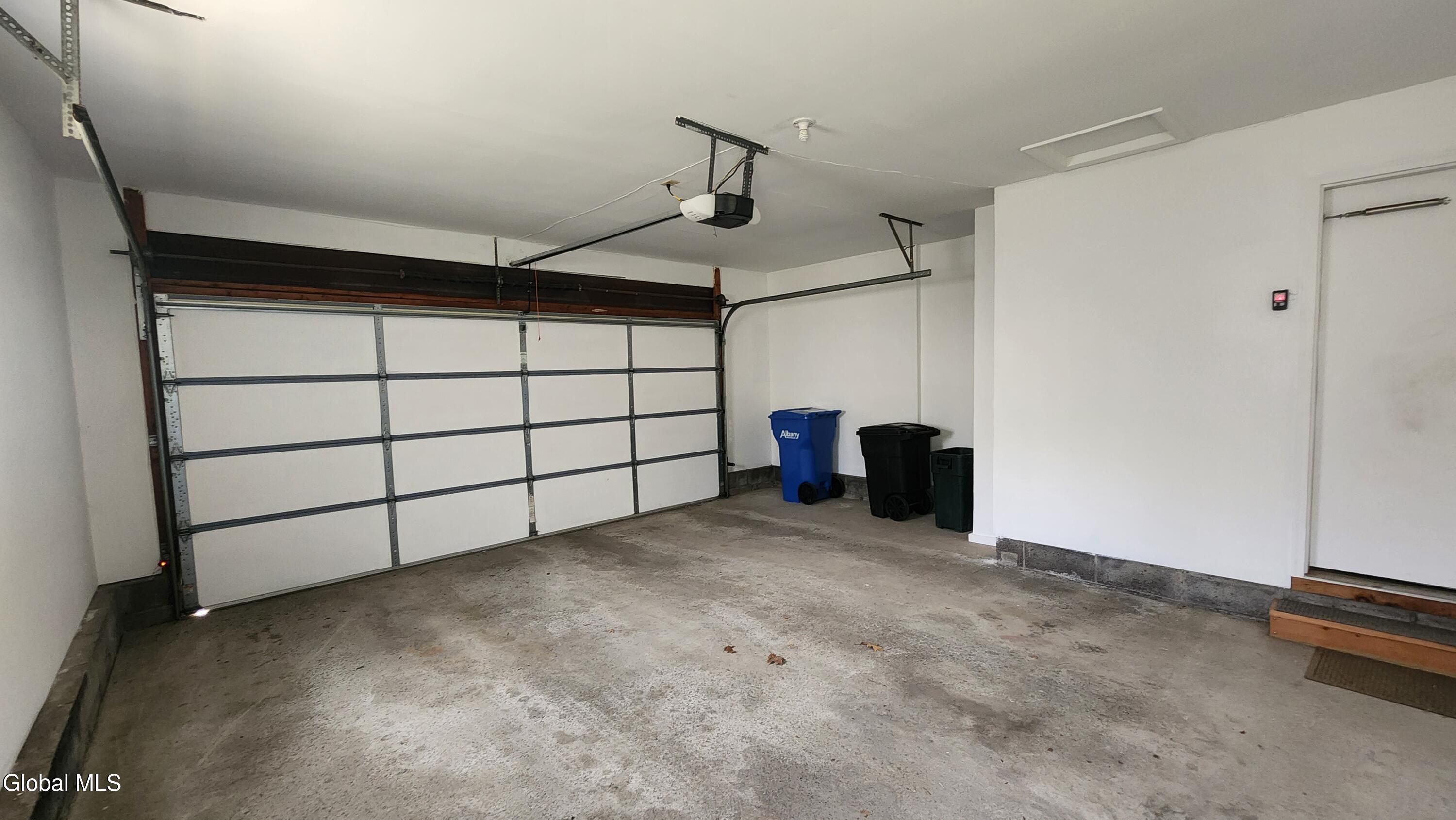 16 Woodridge Street Albany NY 12203