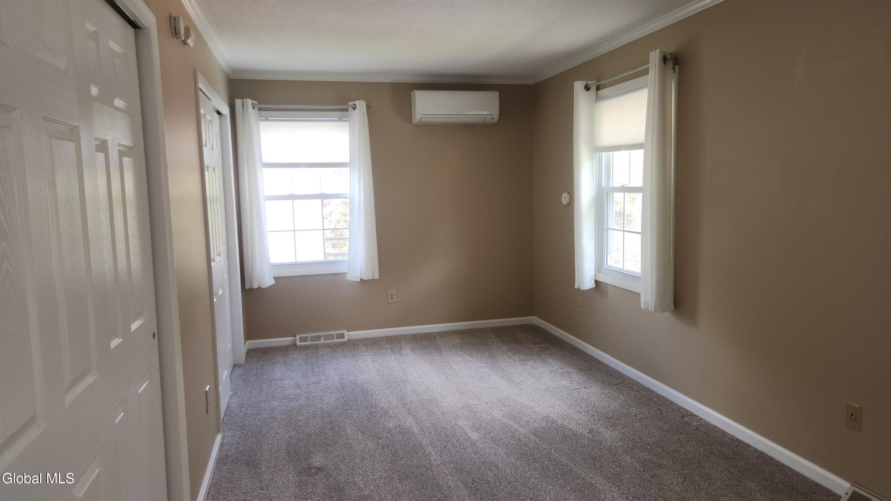16 Woodridge Street Albany NY 12203