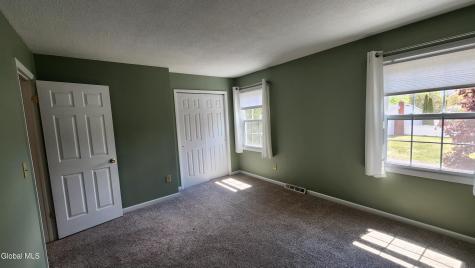 16 Woodridge Street Albany NY 12203