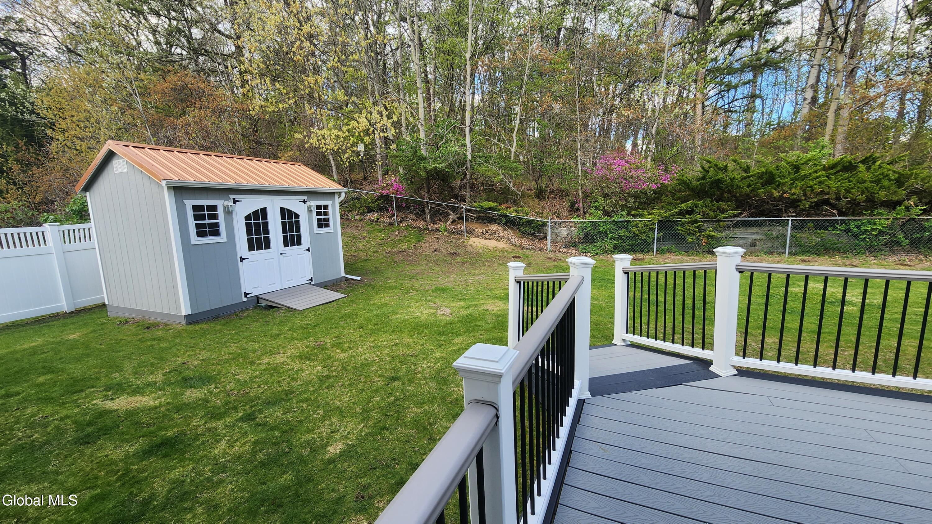 16 Woodridge Street Albany NY 12203