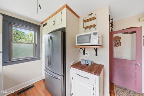 17 Midline Road Ballston Lake NY 12019