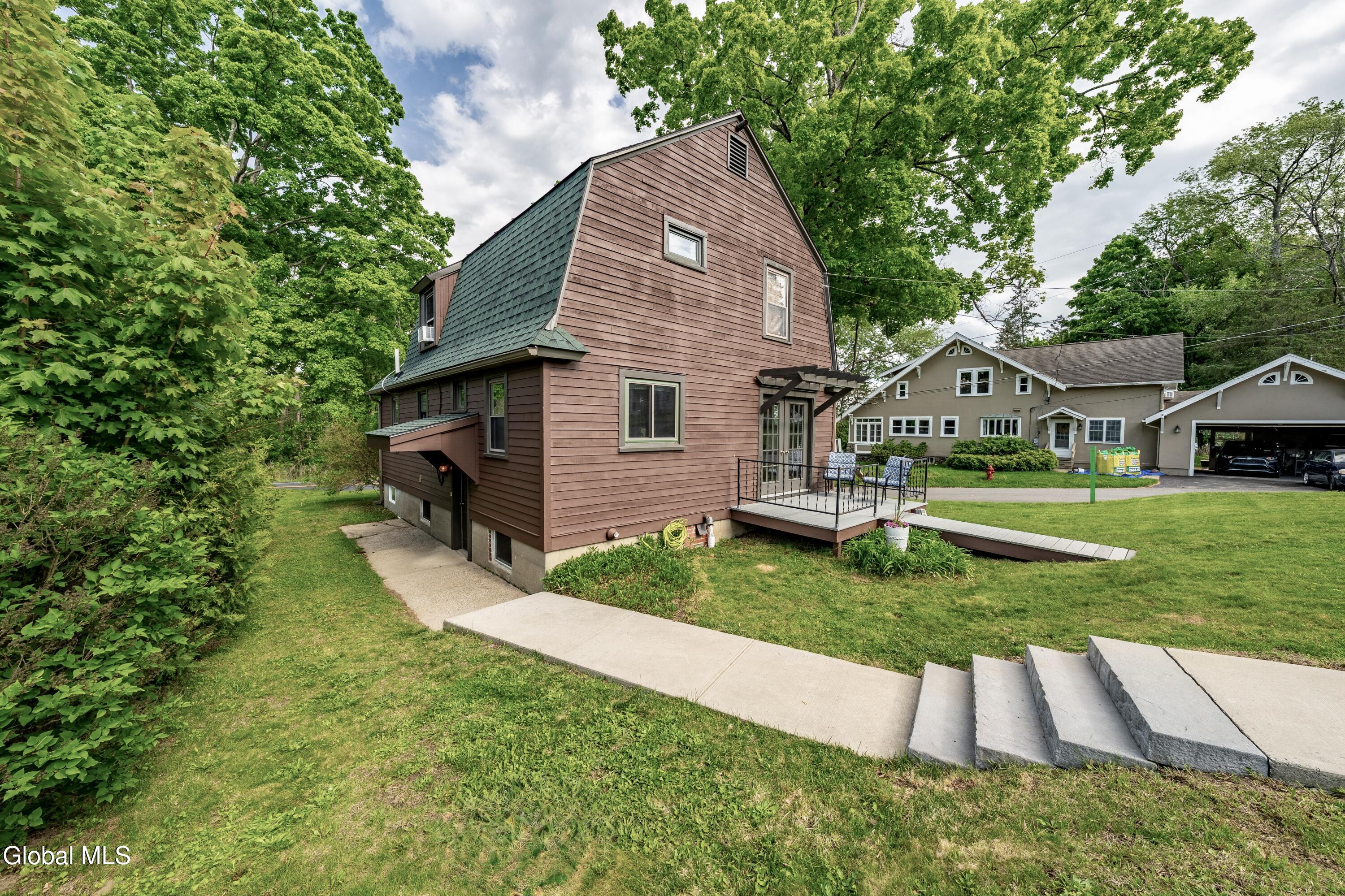 17 Midline Road Ballston Lake NY 12019