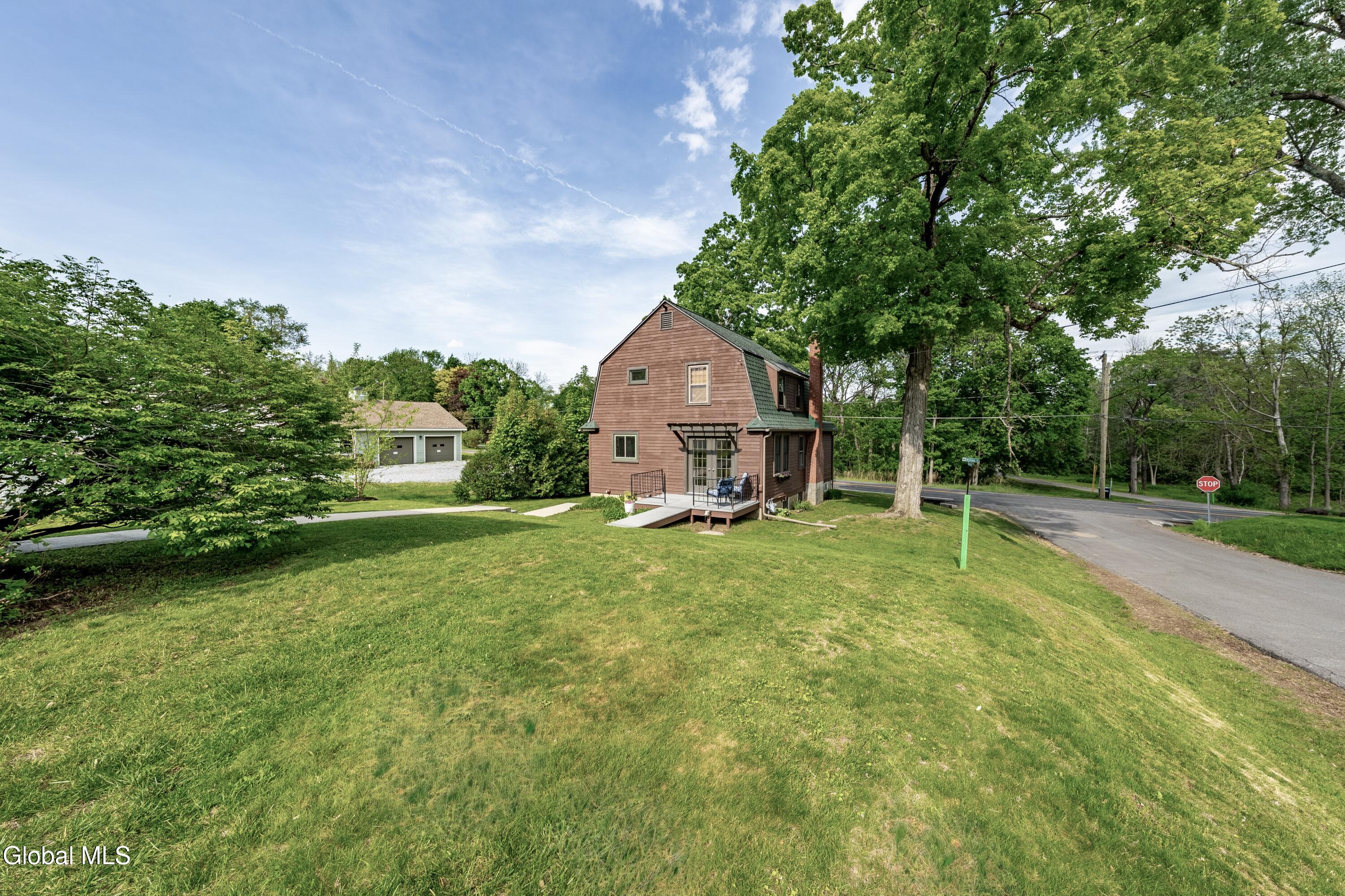 17 Midline Road Ballston Lake NY 12019