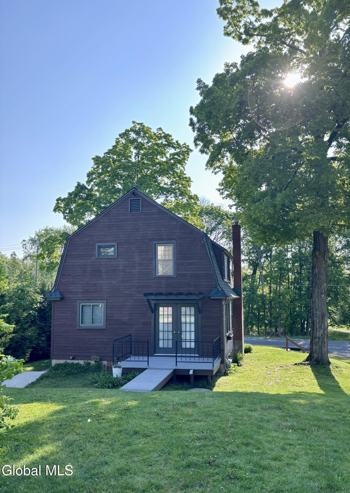 17 Midline Road Ballston Lake NY 12019