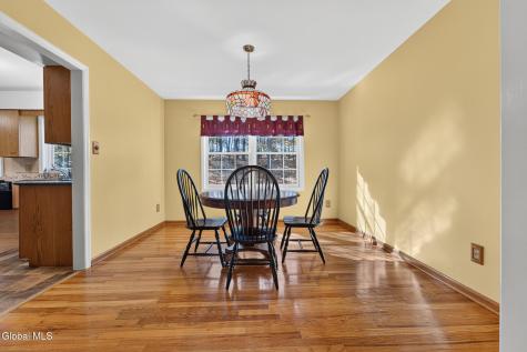 8 Seneca Drive Averill Park NY 12018