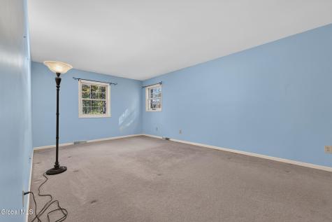 8 Seneca Drive Averill Park NY 12018