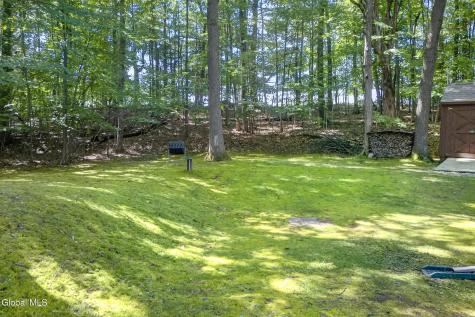 8 Seneca Drive Averill Park NY 12018