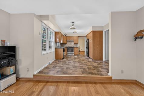 8 Seneca Drive Averill Park NY 12018