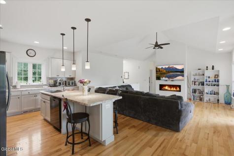 41 Gurba Drive Stillwater NY 12170