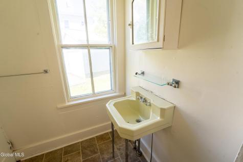 146 West Street Gloversville NY 12078