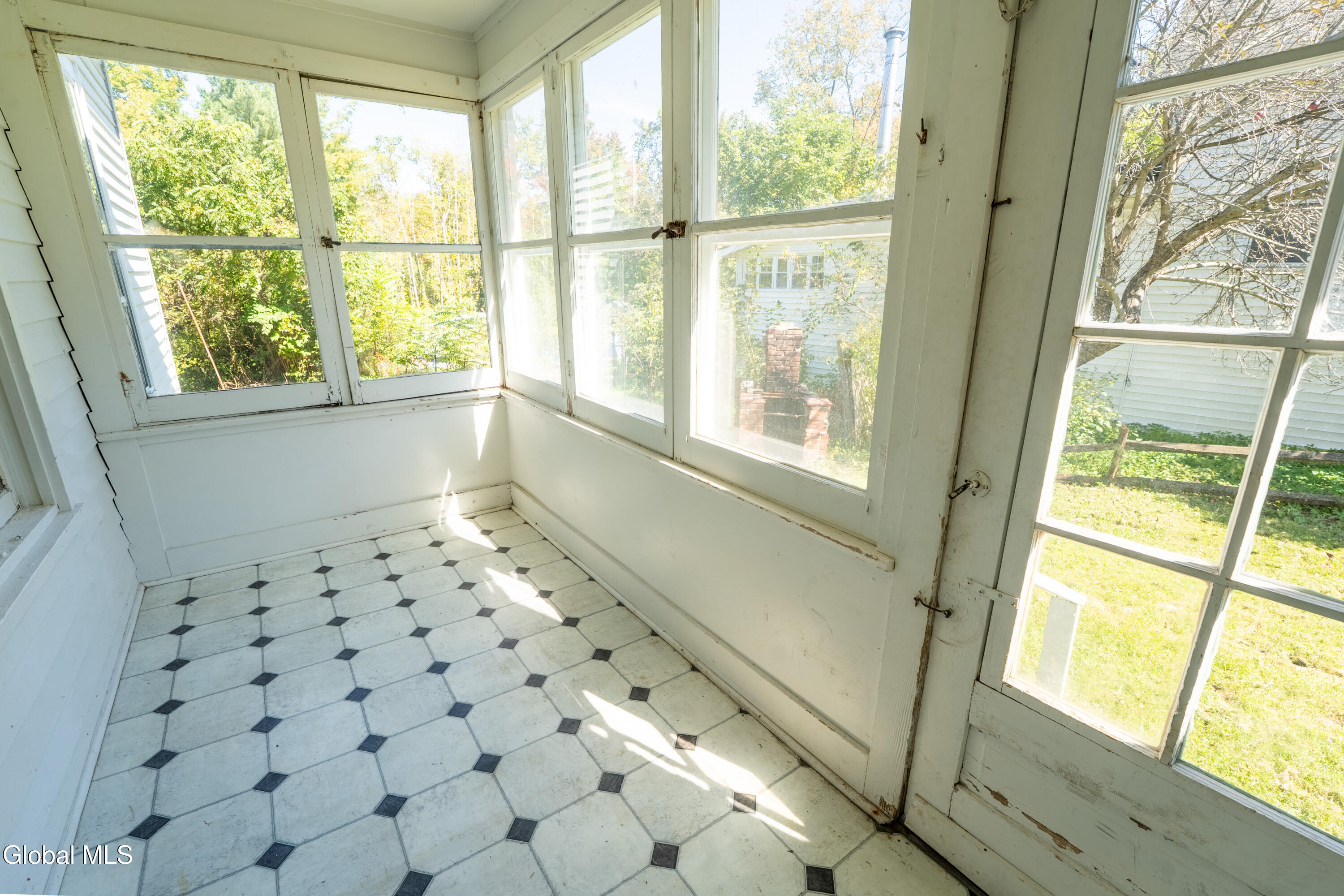 146 West Street Gloversville NY 12078