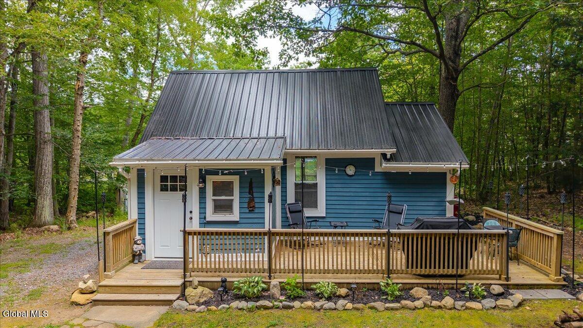 258 Mountain Lake S Shore Road Gloversville NY 12078