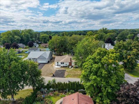 55 Hunting Road Albany NY 12205