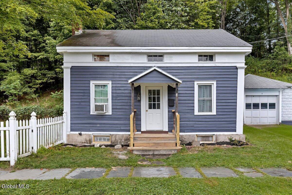 7 N Union Street Cambridge NY 12816