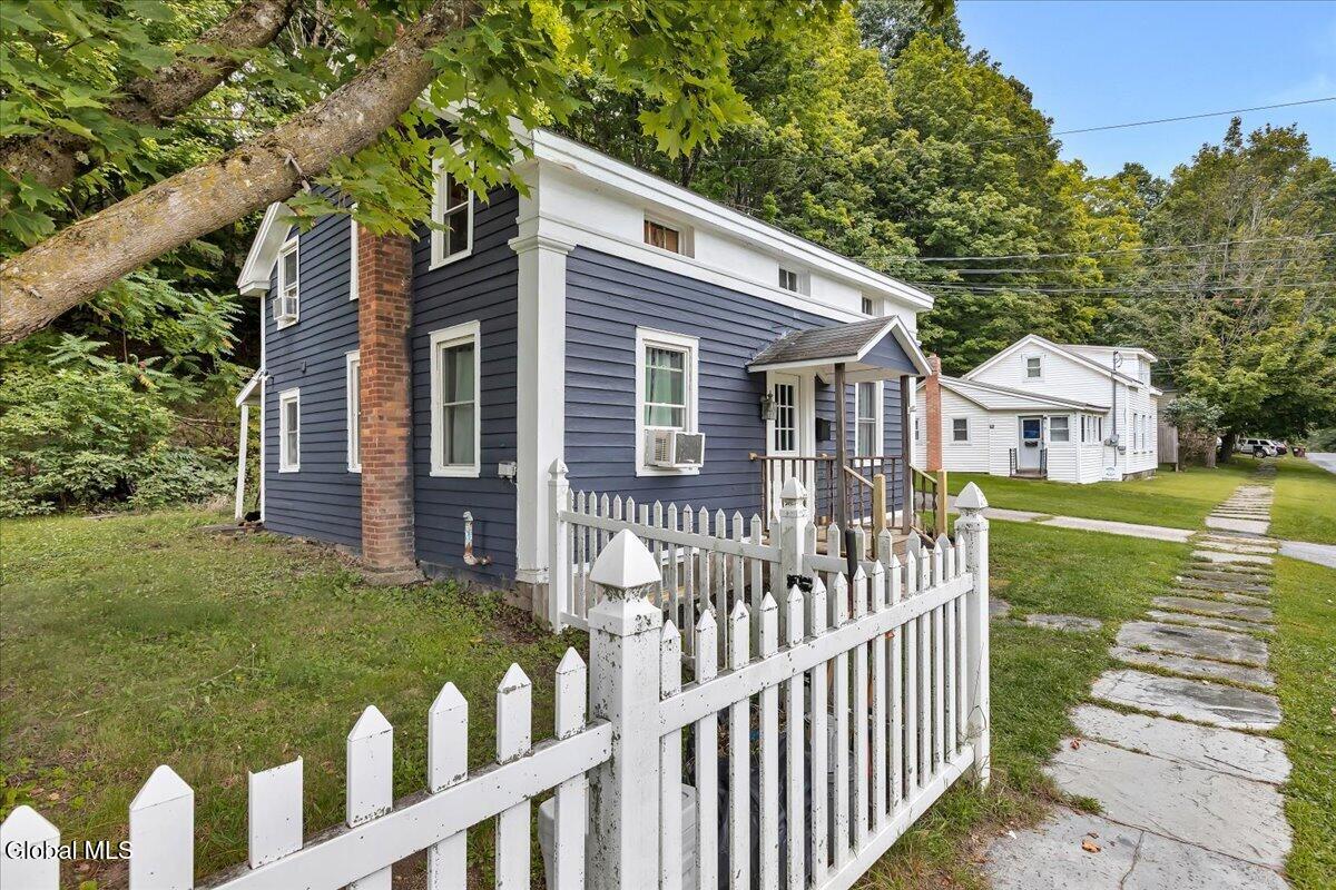 7 N Union Street Cambridge NY 12816