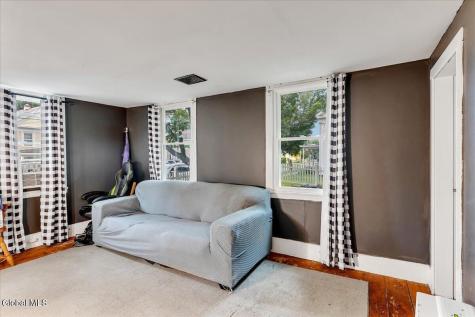 7 N Union Street Cambridge NY 12816