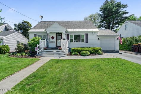 1825 Van Cortland Street Schenectady NY 12303
