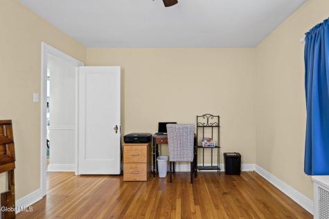 1825 Van Cortland Street Schenectady NY 12303