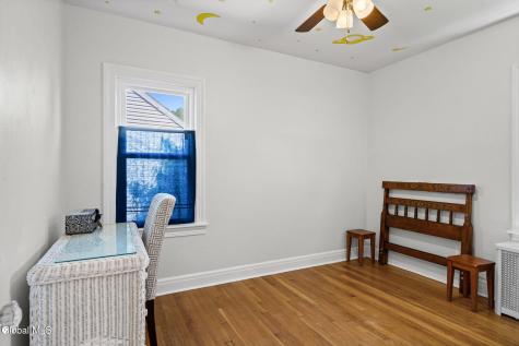 1825 Van Cortland Street Schenectady NY 12303