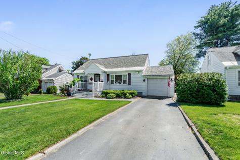 1825 Van Cortland Street Schenectady NY 12303