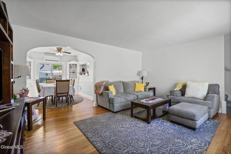 1825 Van Cortland Street Schenectady NY 12303