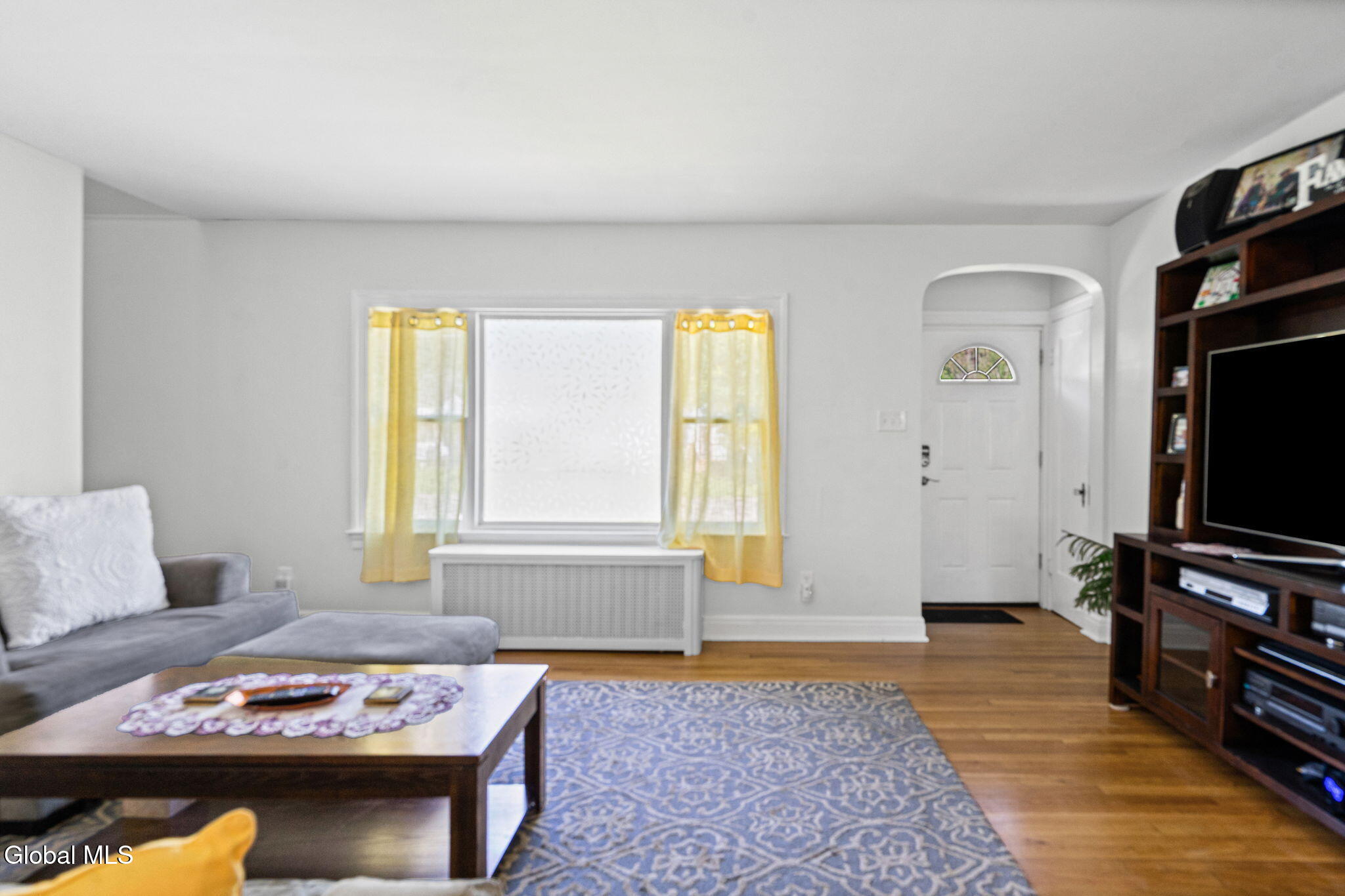 1825 Van Cortland Street Schenectady NY 12303