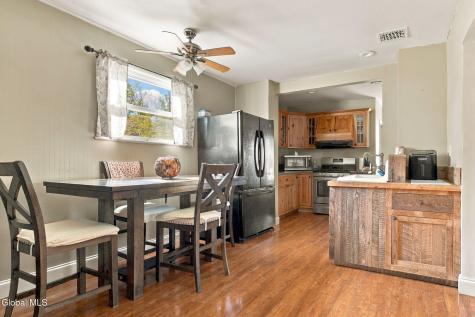 2504 Augustine Avenue Schenectady NY 12306
