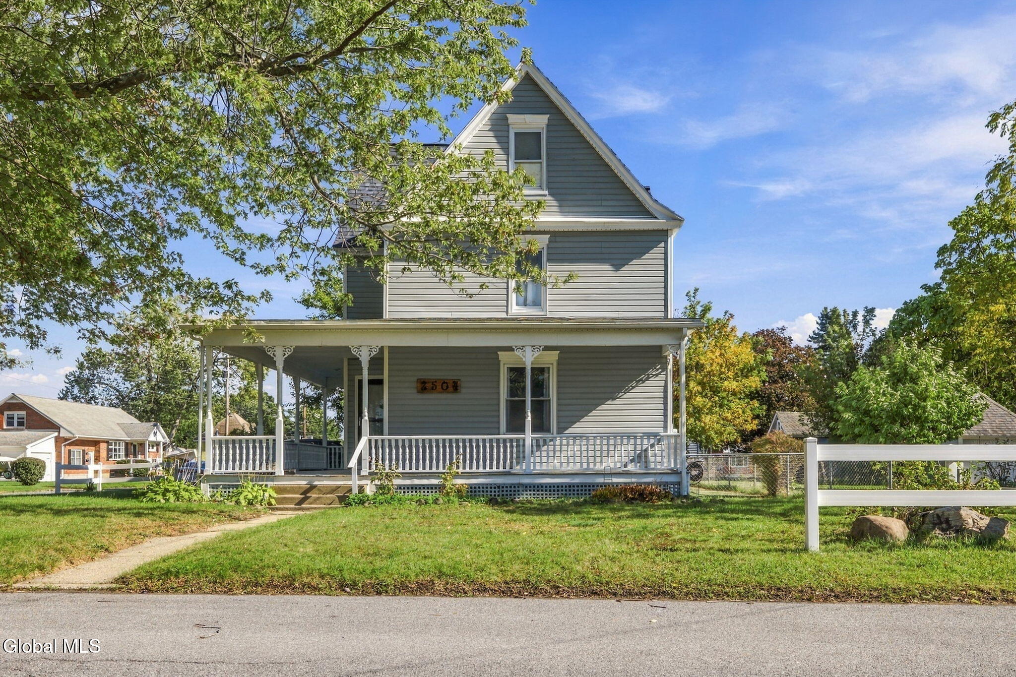 2504 Augustine Avenue Schenectady NY 12306