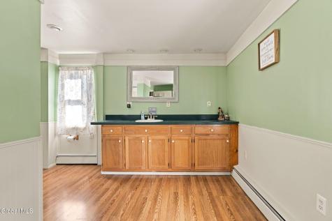 2504 Augustine Avenue Schenectady NY 12306