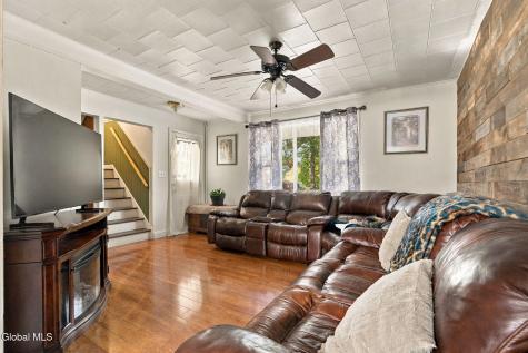 2504 Augustine Avenue Schenectady NY 12306