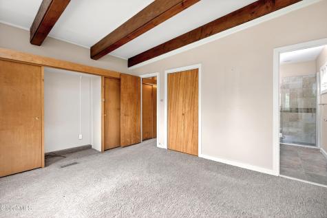 323 Oakridge Drive Schenectady NY 12306
