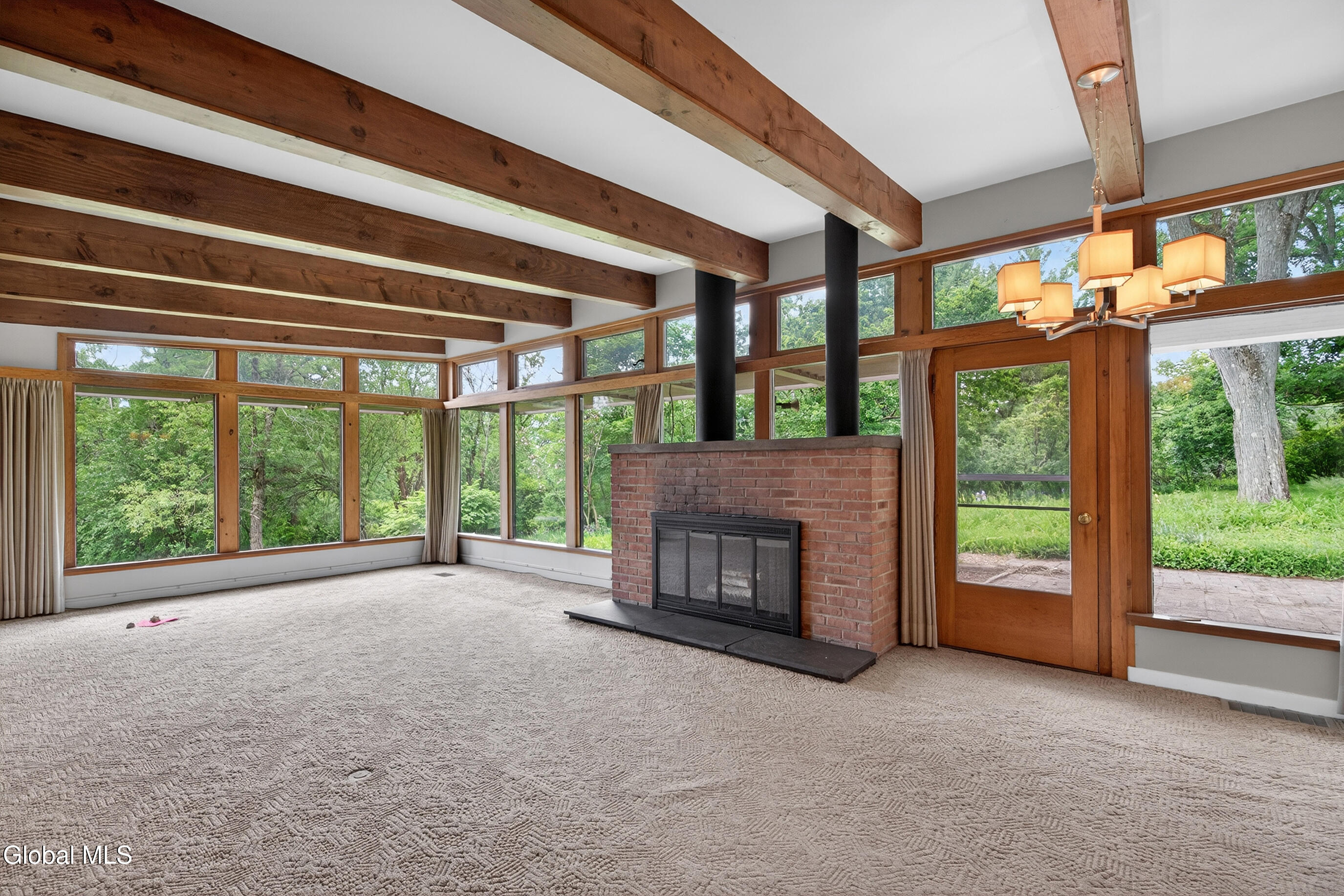 323 Oakridge Drive Schenectady NY 12306