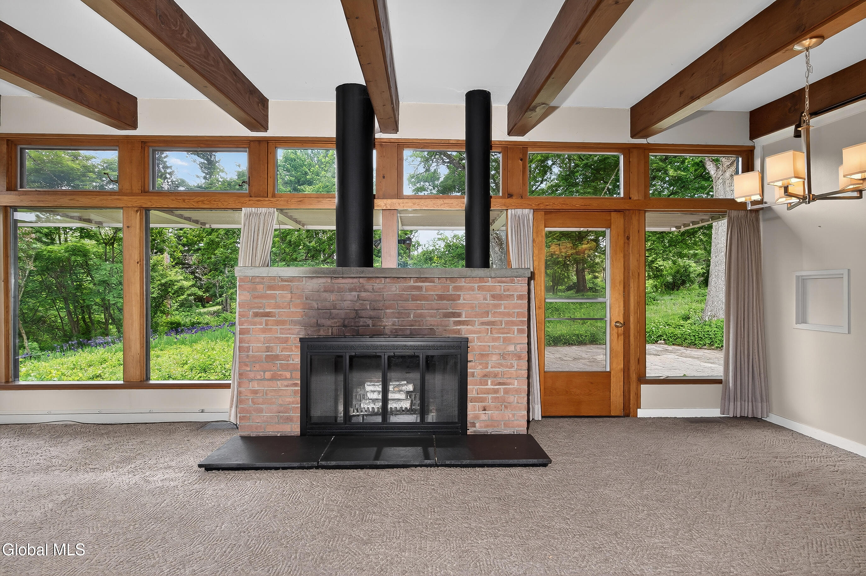 323 Oakridge Drive Schenectady NY 12306