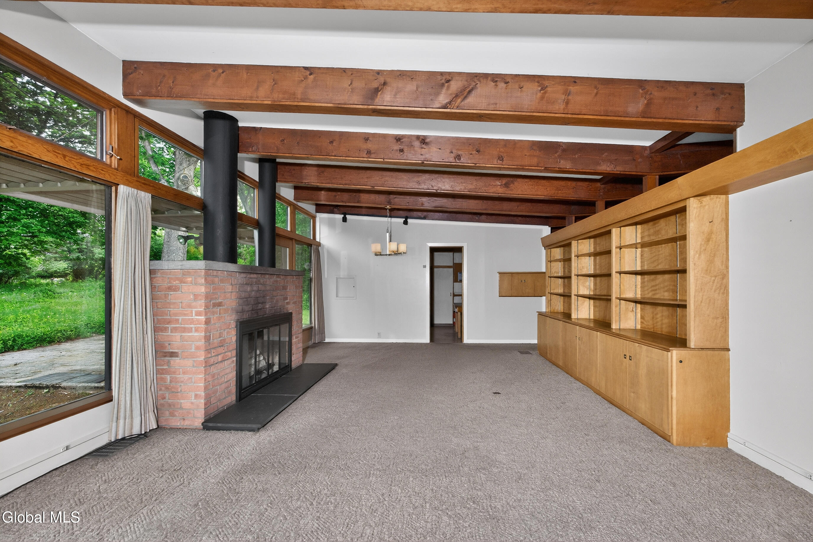 323 Oakridge Drive Schenectady NY 12306