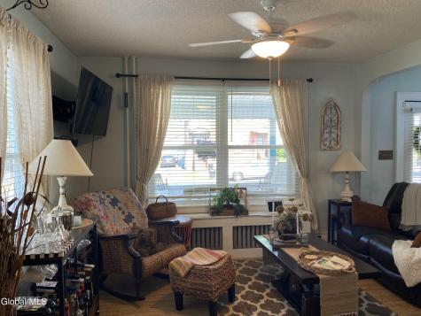 191 Brookside Avenue Amsterdam NY 12010