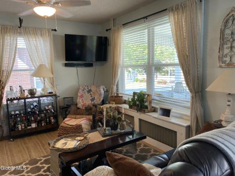 191 Brookside Avenue Amsterdam NY 12010