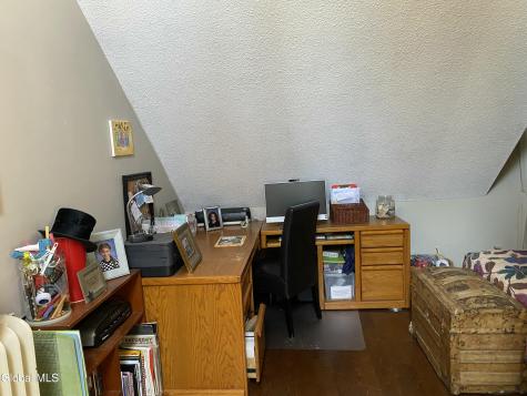 191 Brookside Avenue Amsterdam NY 12010
