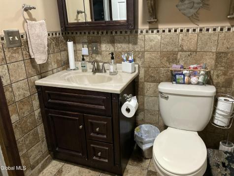 191 Brookside Avenue Amsterdam NY 12010