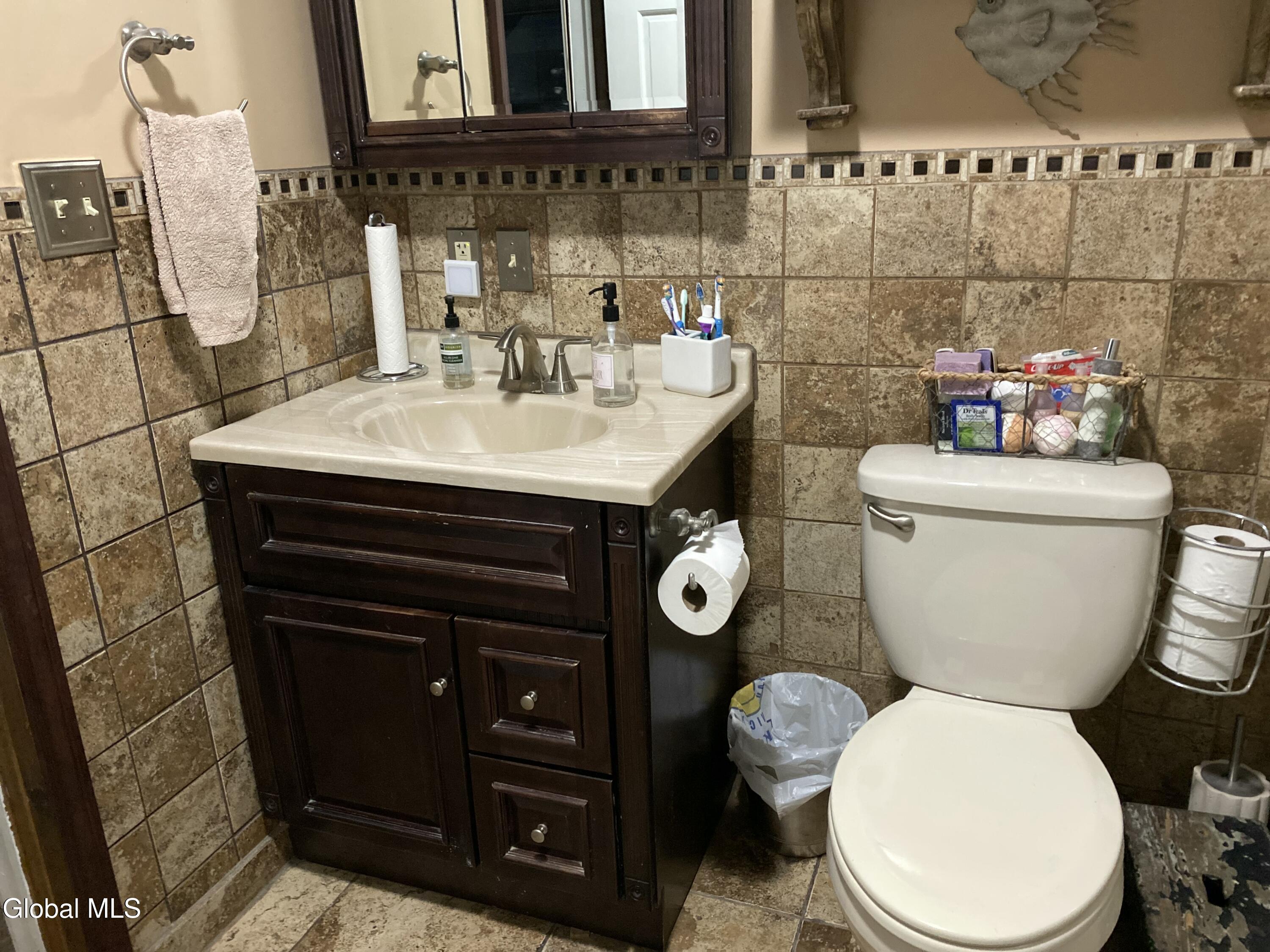 191 Brookside Avenue Amsterdam NY 12010