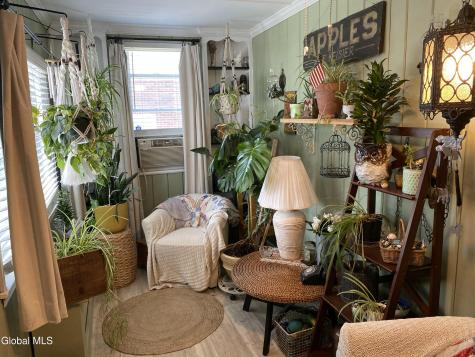 191 Brookside Avenue Amsterdam NY 12010