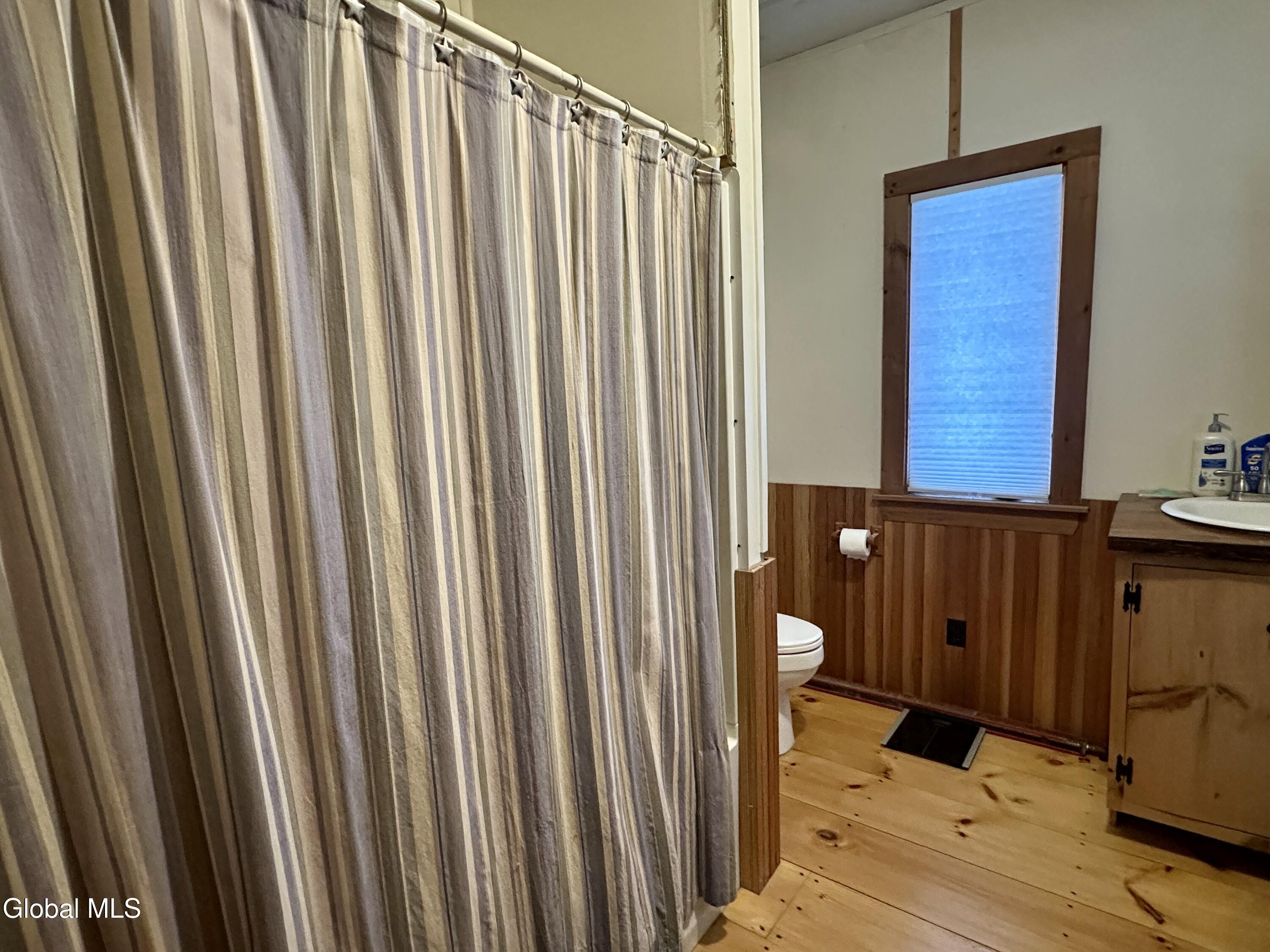 2023 Lands End Road Huletts Landing NY 12841