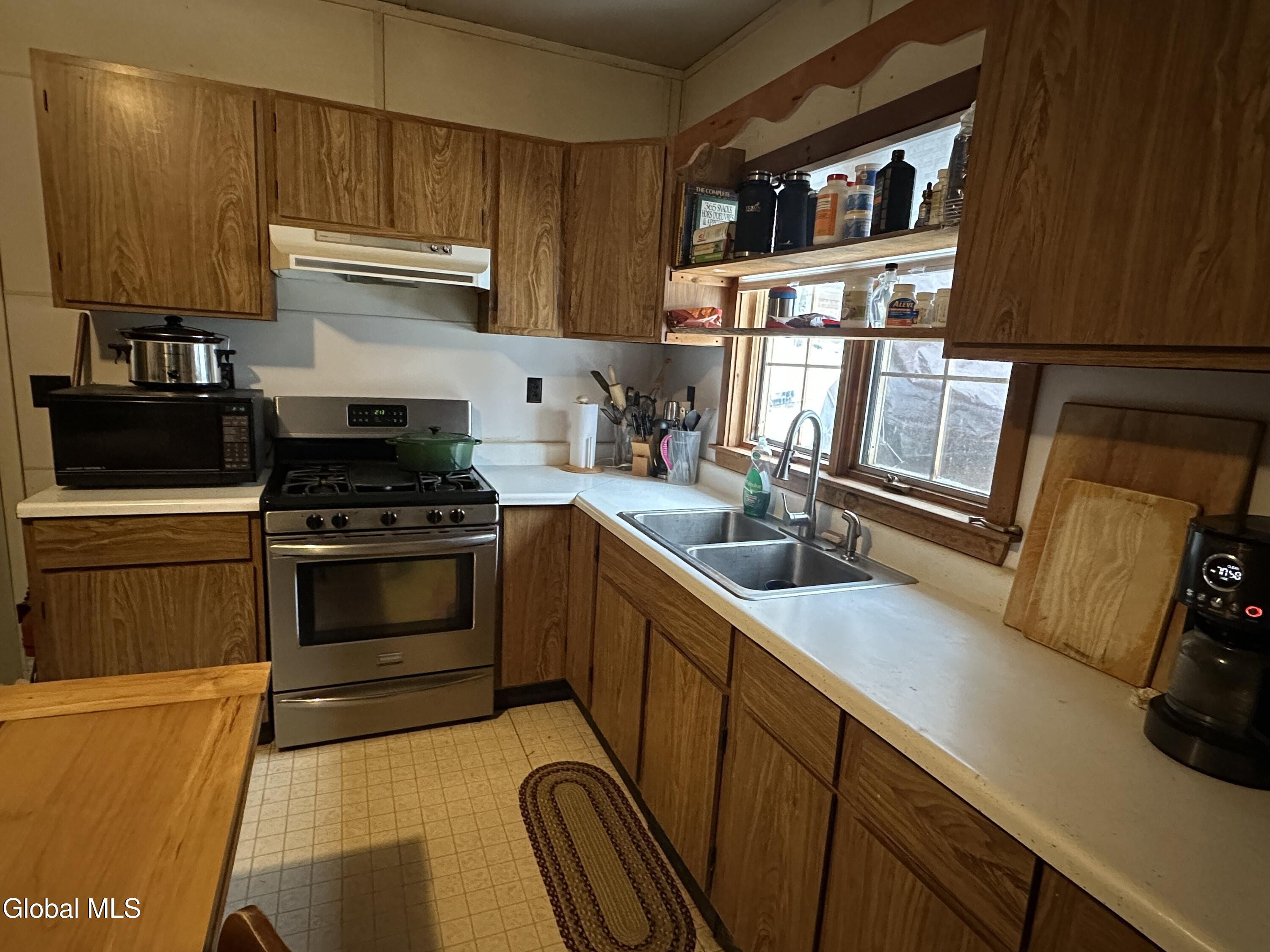 2023 Lands End Road Huletts Landing NY 12841