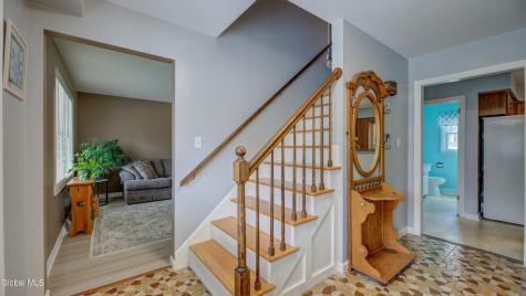 8 Pinewood Drive Glenville NY 12302