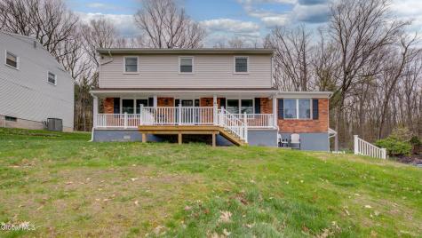 8 Pinewood Drive Glenville NY 12302