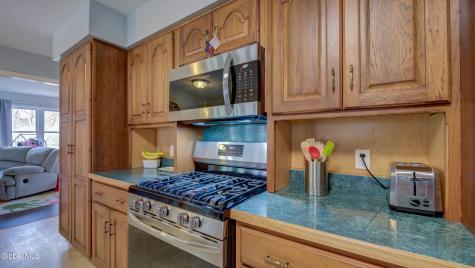 8 Pinewood Drive Glenville NY 12302