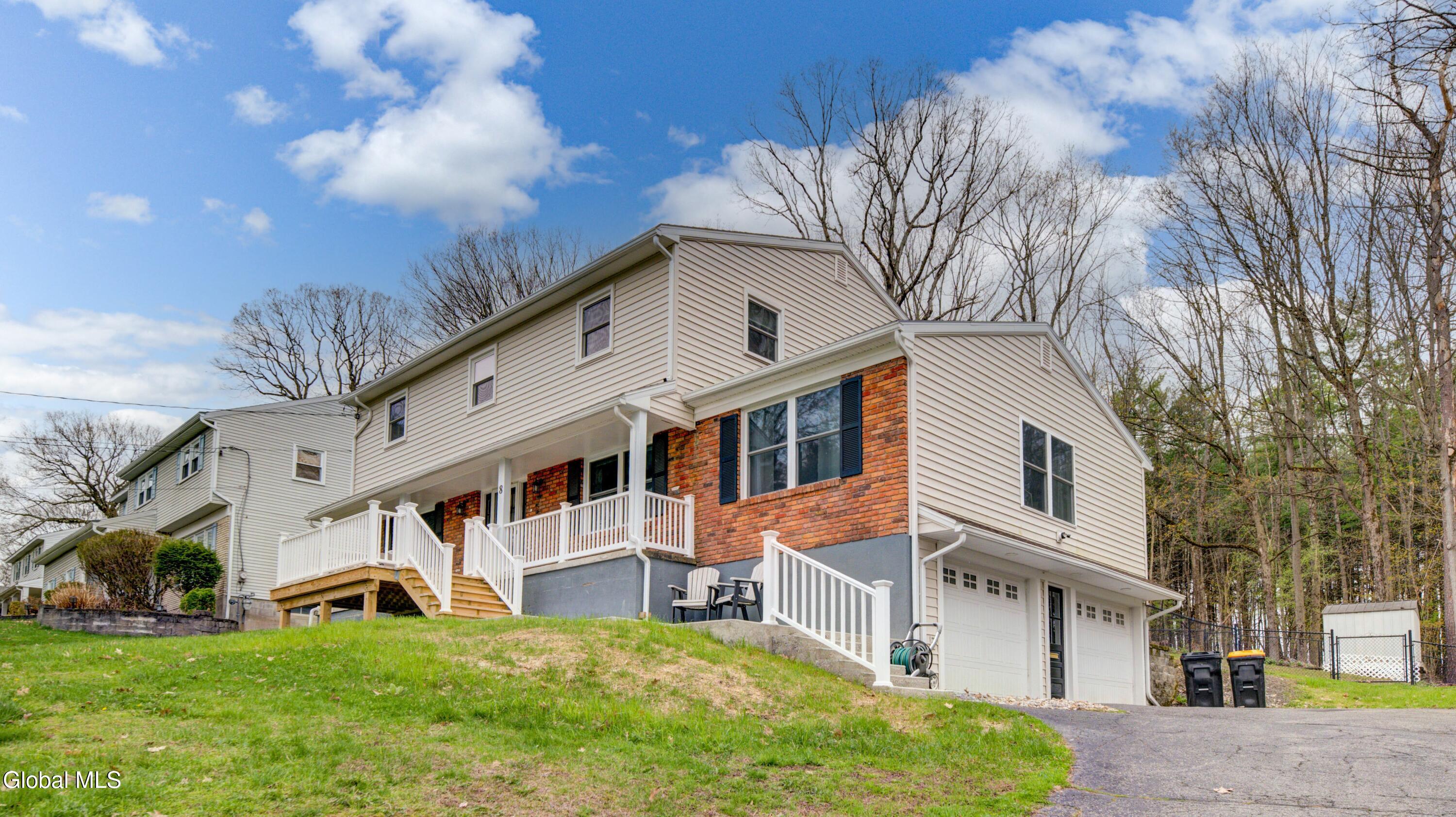 8 Pinewood Drive Glenville NY 12302