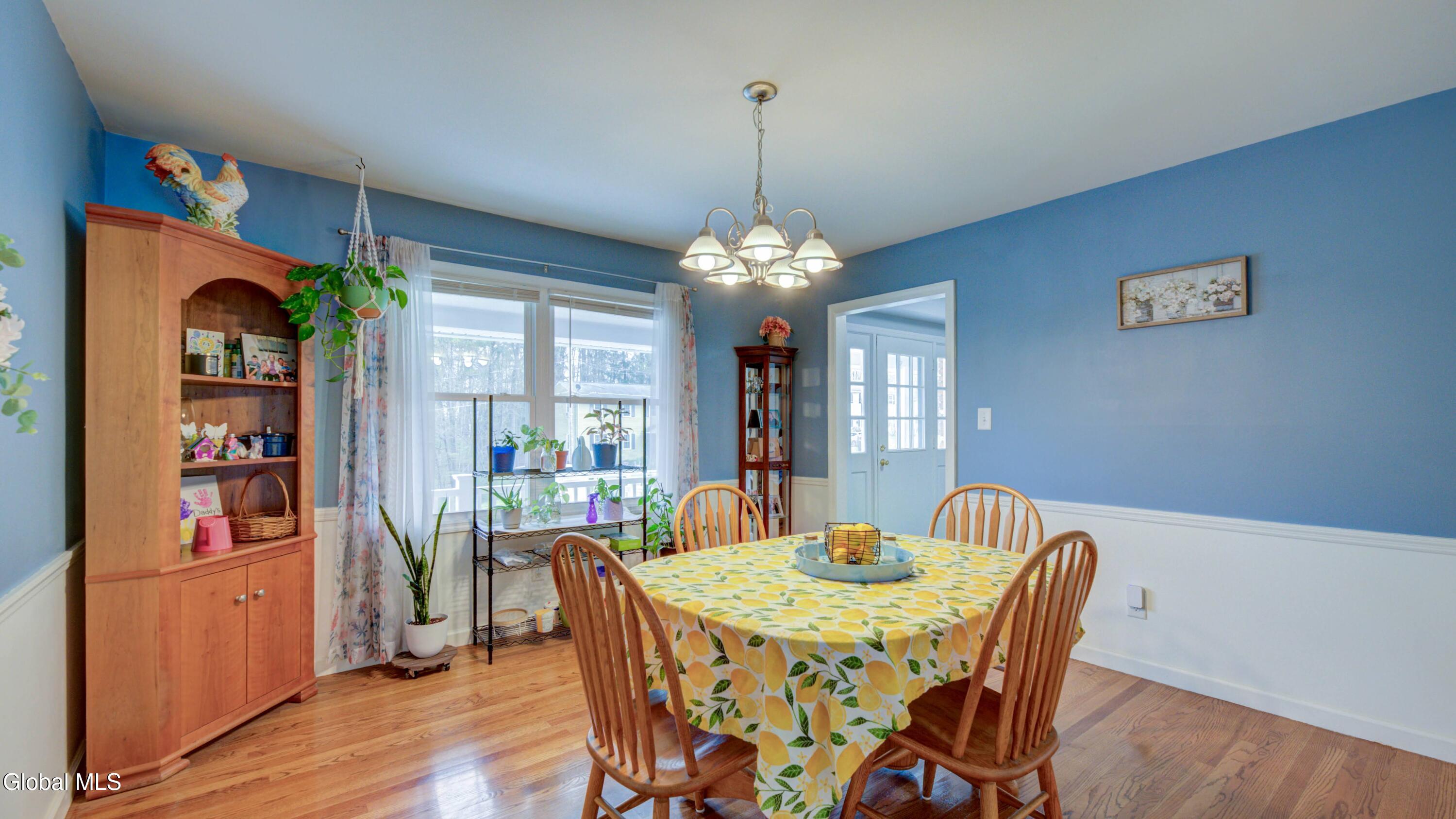 8 Pinewood Drive Glenville NY 12302